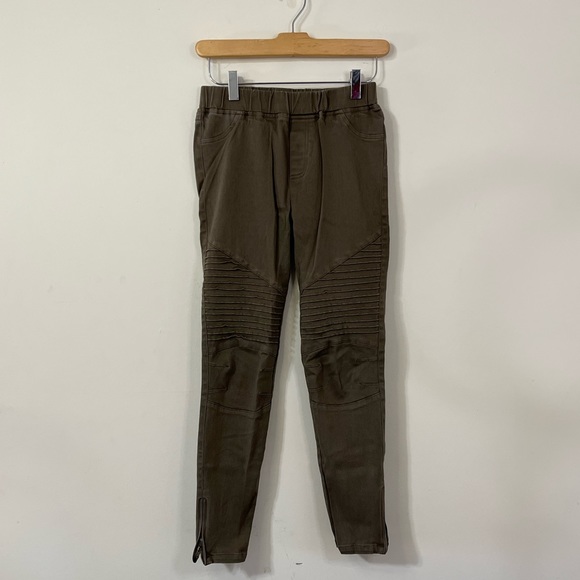 Umgee Pants - Umgee Army Green Ankle Zipper Pull On Pants